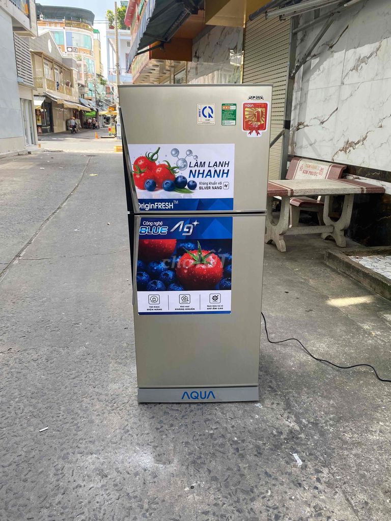 Tủ lạnh Aqua AQR-S185BN Vàng đồng 180 lít. Mua bán Tủ lạnh tại Quận Tân Phú Tp Hồ Chí Minh được đăng bởi MẠNH CƯỜNG hình 1