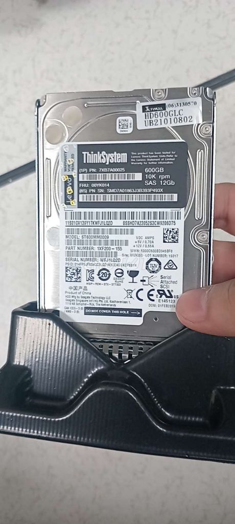 Ổ cứng máy chủ Seagate 600GB SAS 12Gbps 10K RPM. Mua bán Linh kiện (RAM, Card...) tại Huyện Yên Mô Ninh Bình được đăng bởi M Hiện hình 1