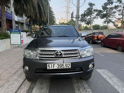 Toyota Fortuner D4D Dầu Xám