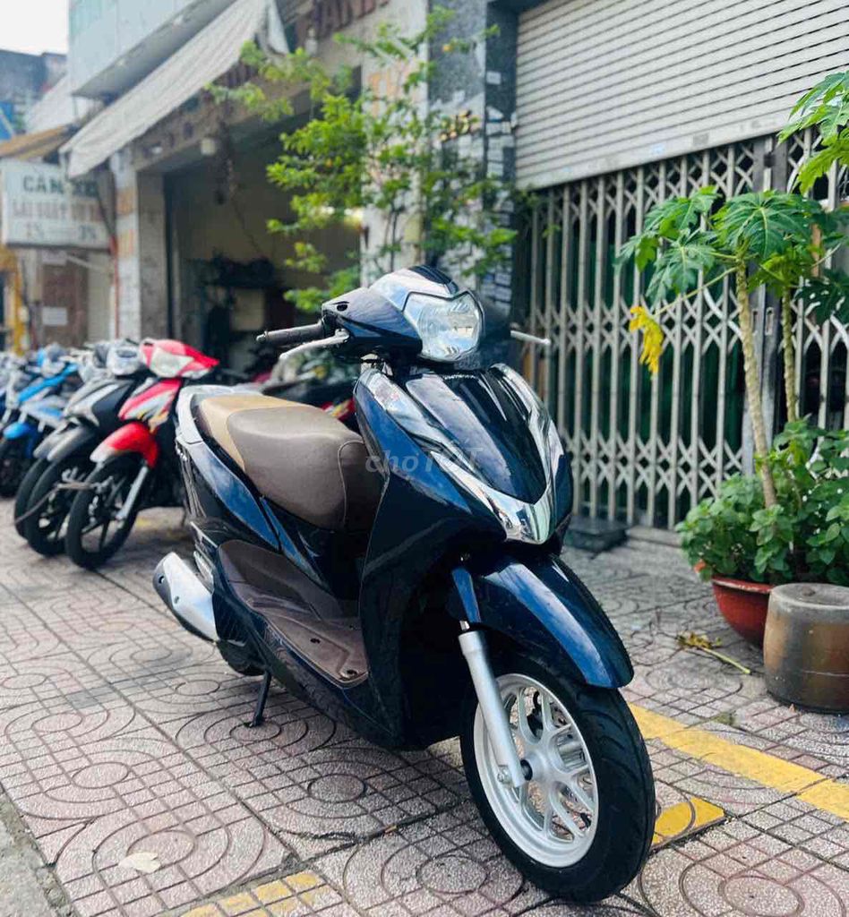 Honda Lead 125 2019 Xanh đen 20000 km. Mua bán Xe máy tại Quận 8 Tp Hồ Chí Minh được đăng bởi XE MÁY NGUYỄN MINH SƠN hình 2