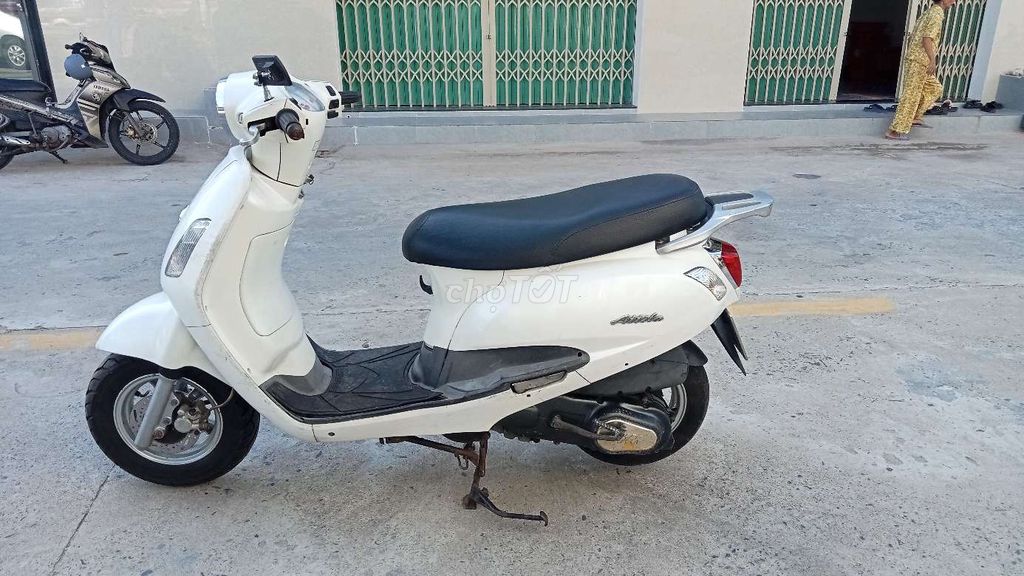 Xe Elizabeth trắng đẹp, máy cực kỳ êm ngon. Mua bán Xe máy tại Quận Thanh Khê Đà Nẵng được đăng bởi Trần Khải hình 3