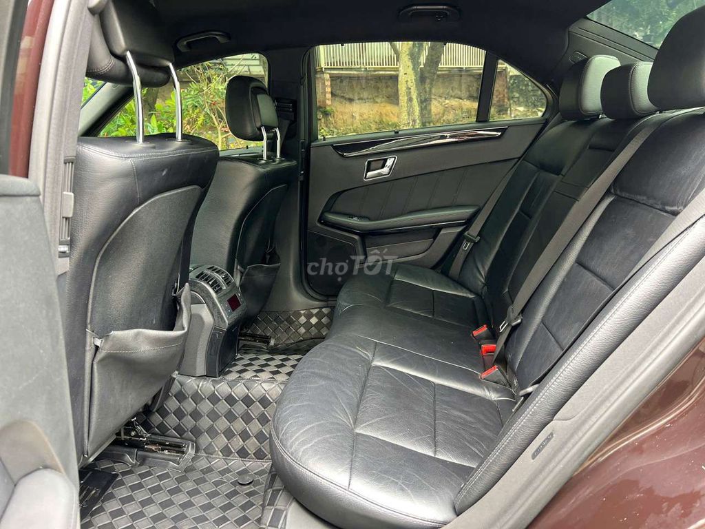 Hàng tốt - Mercedes Benz 2010 E250 AMG. Mua bán Ô tô tại Thành phố Thuận An Bình Dương được đăng bởi Xe zin hình 12