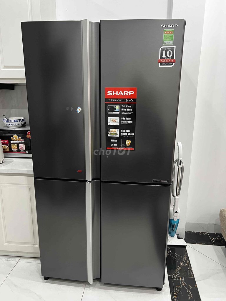 Tủ lạnh Sharp 4 cánh Inverter Đen. Mua bán Tủ lạnh tại Huyện Đông Anh Hà Nội được đăng bởi Thưởng Nguyễn hình 1