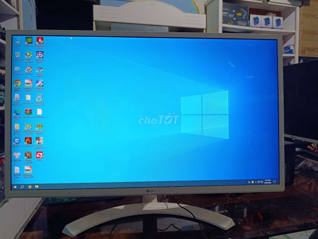 Màn hình LG 32mp58 32 inch Trắng. Mua bán Phụ kiện (Màn hình, Chuột...) tại Huyện Hóc Môn Tp Hồ Chí Minh được đăng bởi Kim chi hình 1