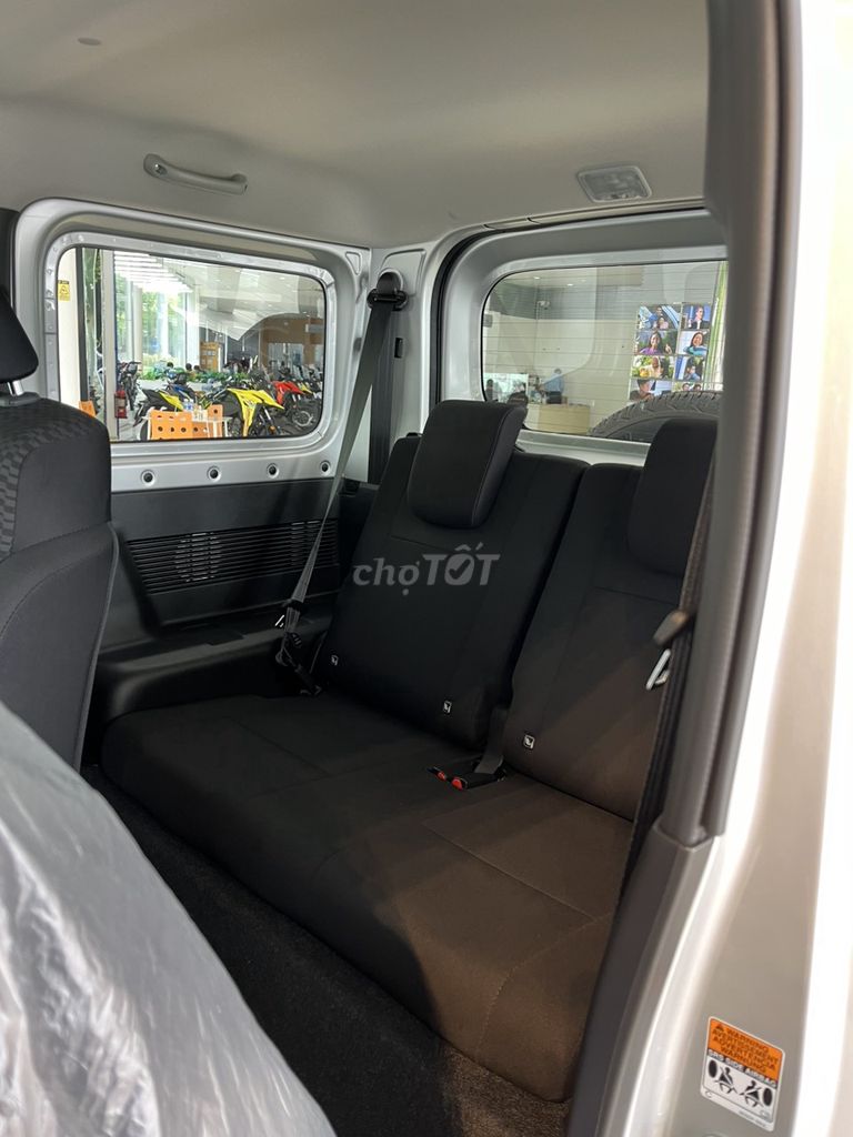 Suzuki Jimny 2024 Màu Bạc - Mới 100%. Mua bán Ô tô tại Quận Tân Bình Tp Hồ Chí Minh được đăng bởi Liêu Thị Mộng Thương hình 6
