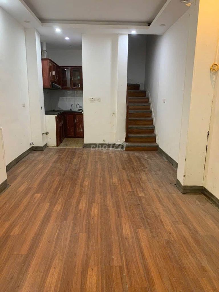 Дом в аренду, переулок Нгуен Куан 147, Тан Май, Хоанг Май