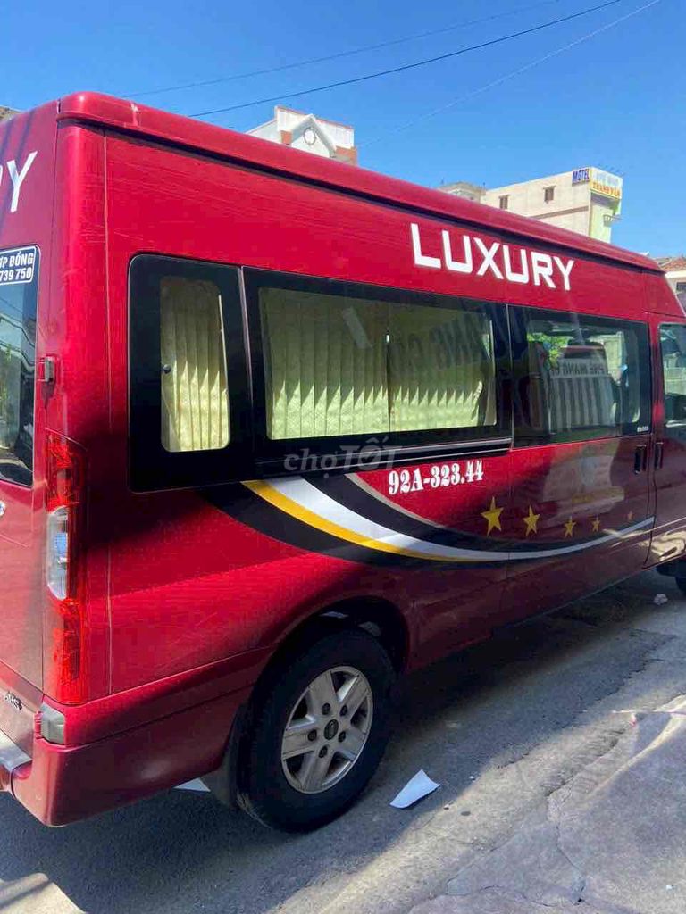 Ford Transit 2017 Luxury - 283000 km. Mua bán Ô tô tại Huyện Núi Thành Quảng Nam được đăng bởi Nguyễn thị hoàng  hình 3