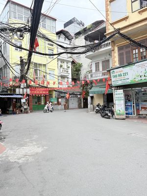 Nhà phố 66 m² · 11 PN · Phố Tôn Đức Thắng