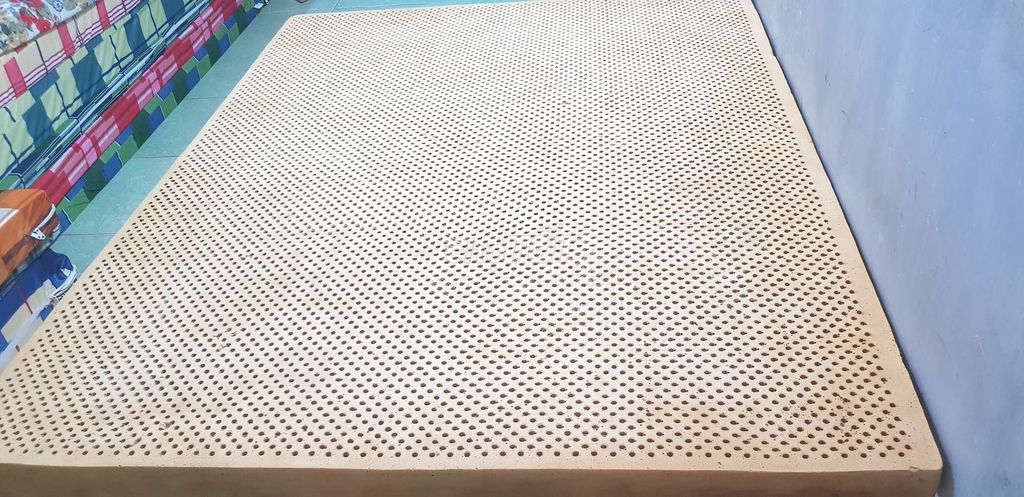 Nệm cao su thiên nhiên kymdan 1m6×2mx20p