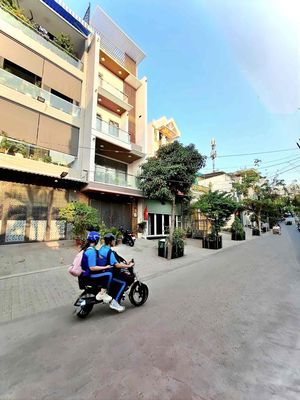bán nhà mặt tiền quận 7. Mua bán nhà ở tại Quận 7 Tp Hồ Chí Minh được đăng bởi lisa