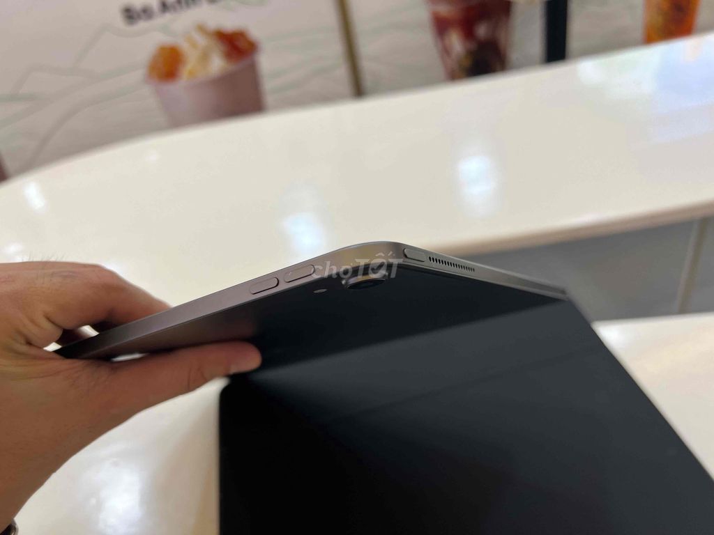 Ipad Pro 12.9 256gb kèm magic keyboard. Mua bán Máy tính bảng tại Quận Hai Bà Trưng Hà Nội được đăng bởi Bảo hình 6