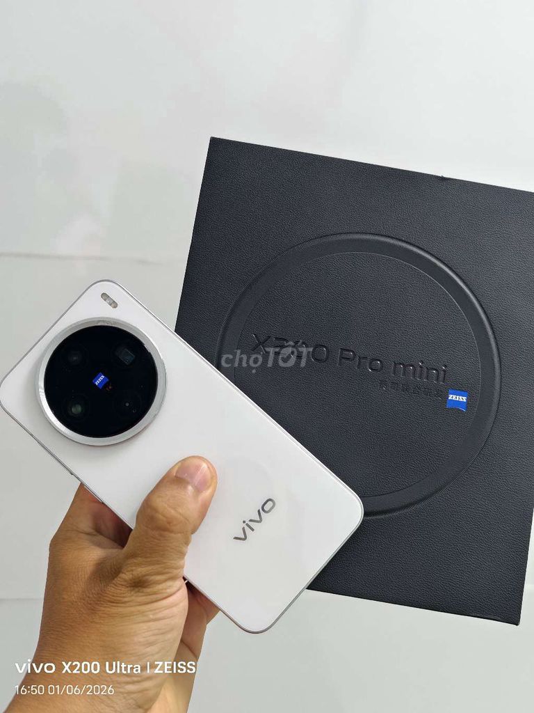 Vivo X200 Pro mini 256GB Trắng. Mua bán Điện thoại tại Thành phố Bến Tre Bến Tre được đăng bởi Lê Trường hình 1