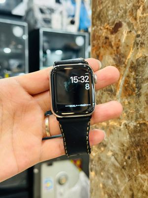 APPLE WATCH SERI 4 44 THÉP CÓ LTE ESIM DÂY DA ĐẸP