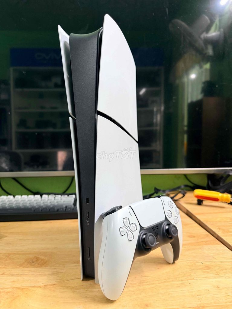 Sony PS5 Slim Digital Trắng 2118A. Mua bán Thiết bị chơi game tại Quận Cái Răng Cần Thơ được đăng bởi GAMESTORE 1992 hình 1