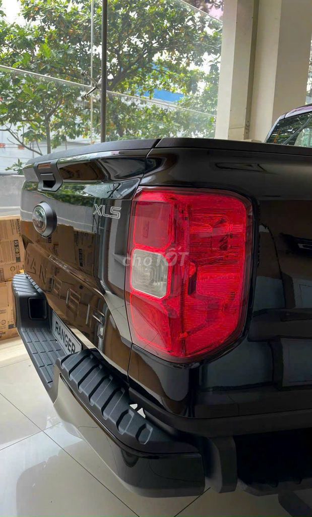 Ford Ranger XLS trả trước chỉ từ 197tr nhận xe.. Mua bán Ô tô tại Thành phố Thủ Đức Tp Hồ Chí Minh được đăng bởi Tiến Ford Thủ Đức hình 7