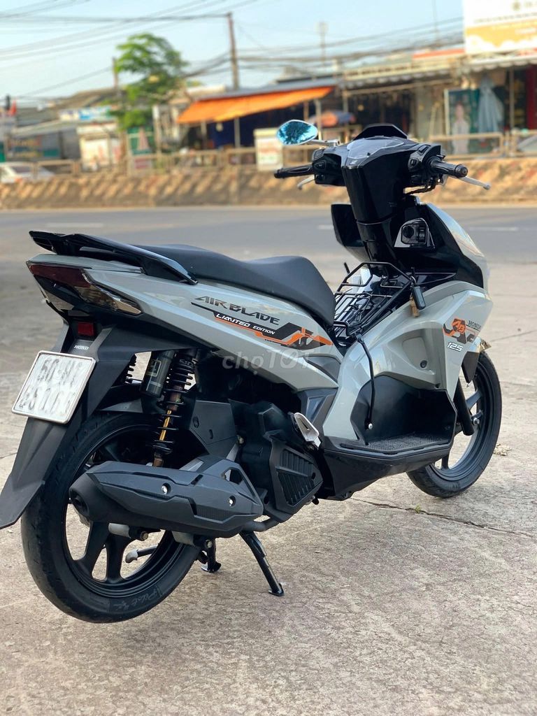 🏷️Honda Airblade 2019 Smartkey🏷️. Mua bán Xe máy tại Huyện Trảng Bom Đồng Nai được đăng bởi Phạm Minh An hình 8