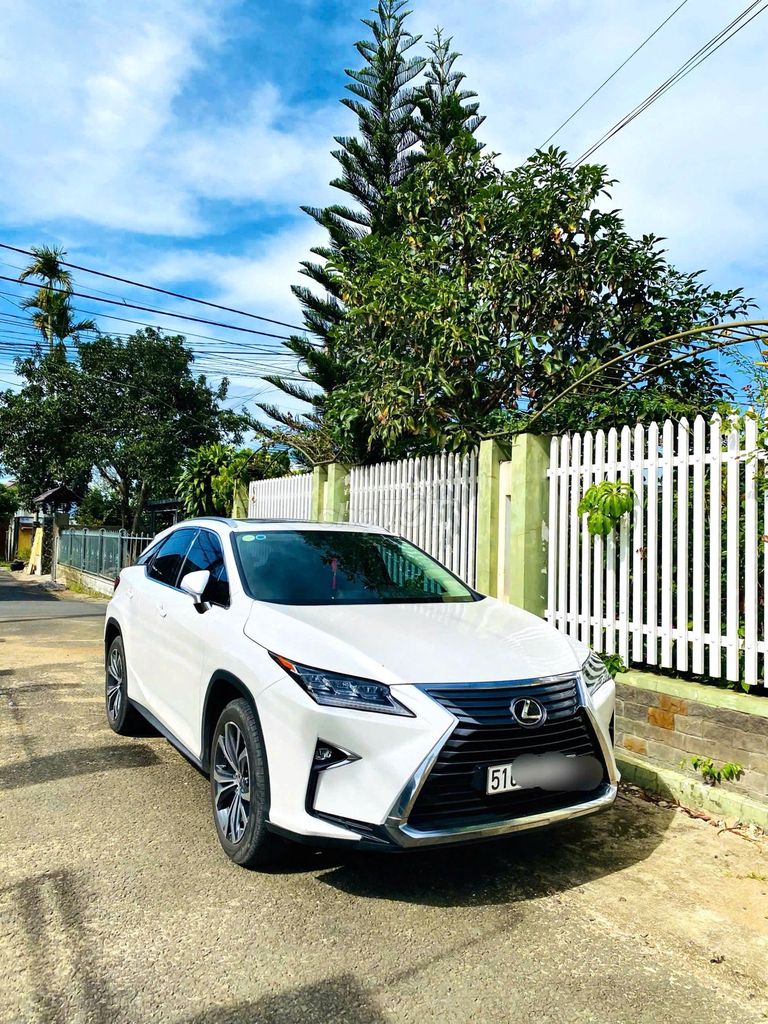 Lexus RX 2019 300 - 55700 km. Mua bán Ô tô tại Thành phố Thủ Đức Tp Hồ Chí Minh được đăng bởi Hoa Kim Anh hình 2