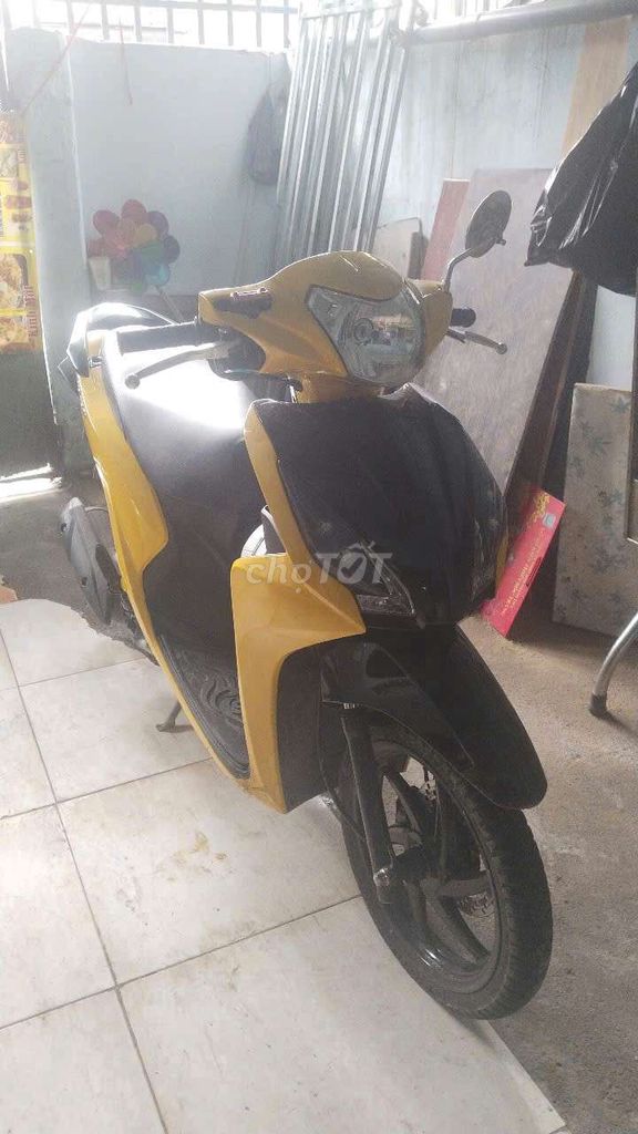 Honda Vision 108cc желтый