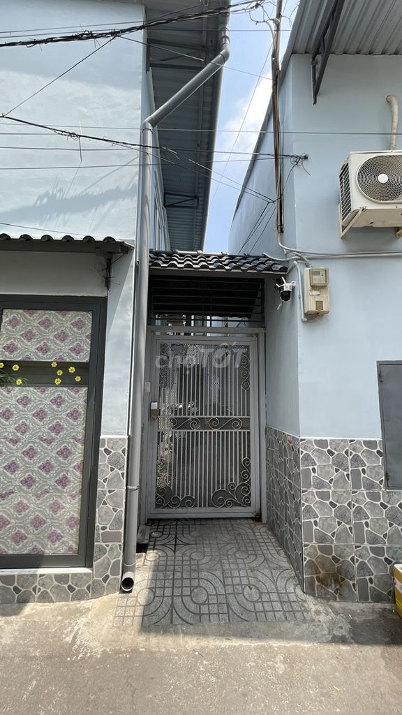 GIÁ TỐT ĐỂ ĐẦU TƯ - DÃY TRỌ 2 MẶT TIỀN HẺM XE HƠI GẦN CHỢ AN NHƠN