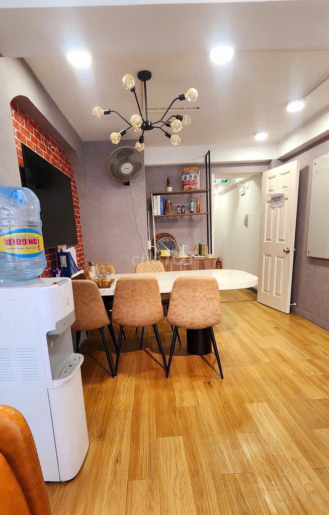 Cho thuê nhà đẹp 3 tầng hẻm xe tải ViP Trần Khắc Chân Q1 giá 24tr bớt
