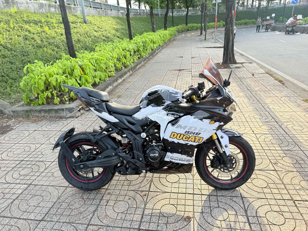 Bán GPX demon 150GR DK 2019 bs83. Mua bán Xe máy tại Thành phố Thủ Đức Tp Hồ Chí Minh được đăng bởi SHOP XE LƯỚT TUẤN DUY MOTOR LINH XUÂN THỦ ĐỨC hình 2