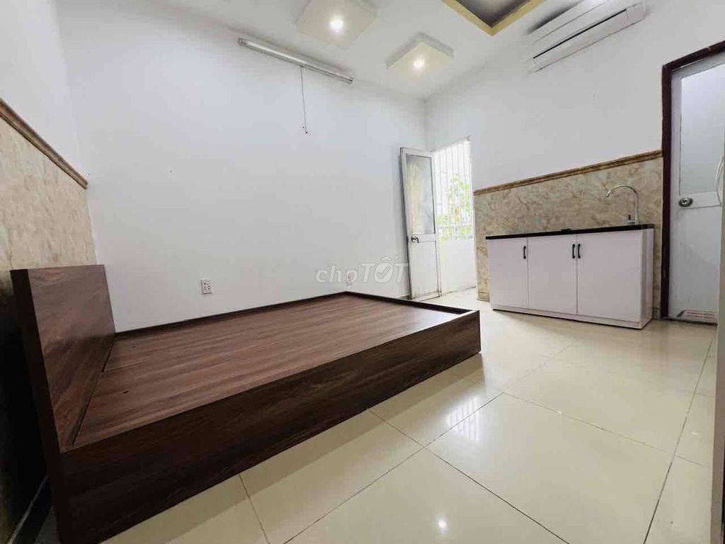 Trống 1 Phòng An Dương Vương P10 Q6_Cửa sổ thoáng_Giá chỉ 3TR3. Cho thuê phòng trọ tại Quận 6 Tp Hồ Chí Minh được đăng bởi Phạm Văn Hai hình 3
