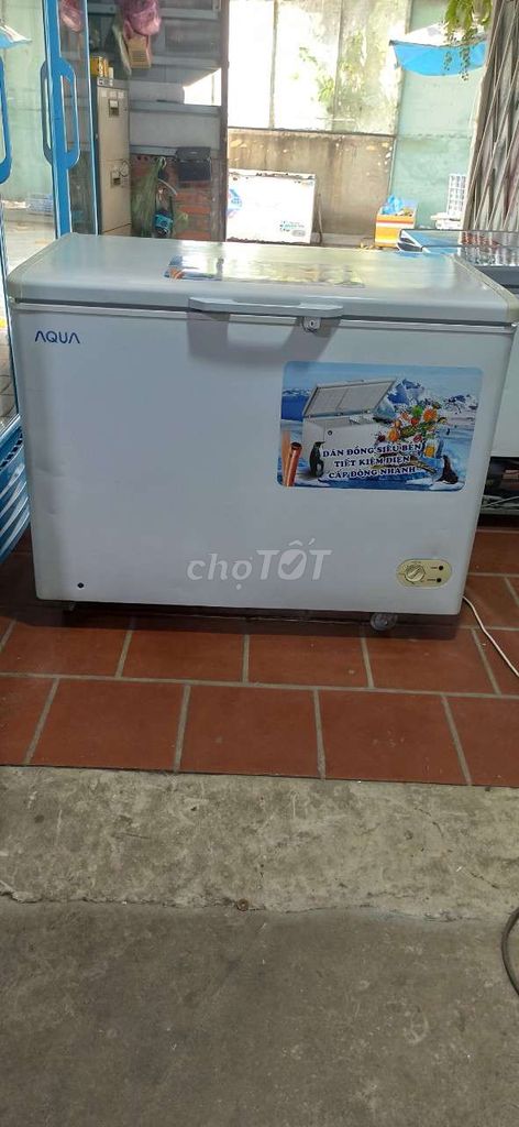 Cần thanh lý tủ đông Aqua 350l