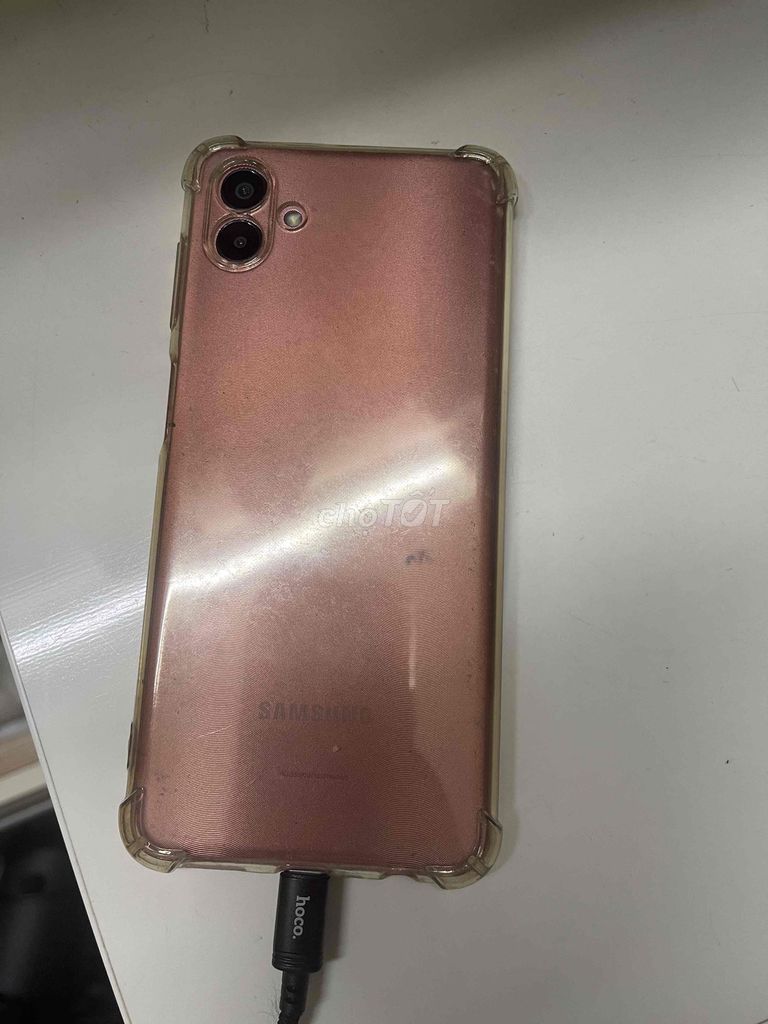 Samsung Galaxy A04 Vàng hồng. Mua bán Điện thoại tại Quận Hải Châu Đà Nẵng được đăng bởi Thanh hình 1