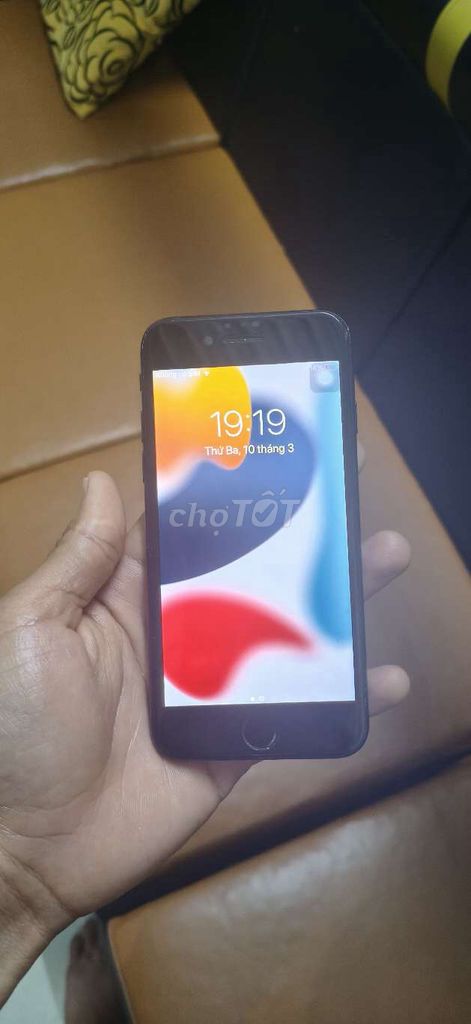 Apple iPhone 7 32GB Đen Đã dùng. Mua bán Điện thoại tại Thành phố Buôn Ma Thuột Đắk Lắk được đăng bởi Sam Sam hình 1