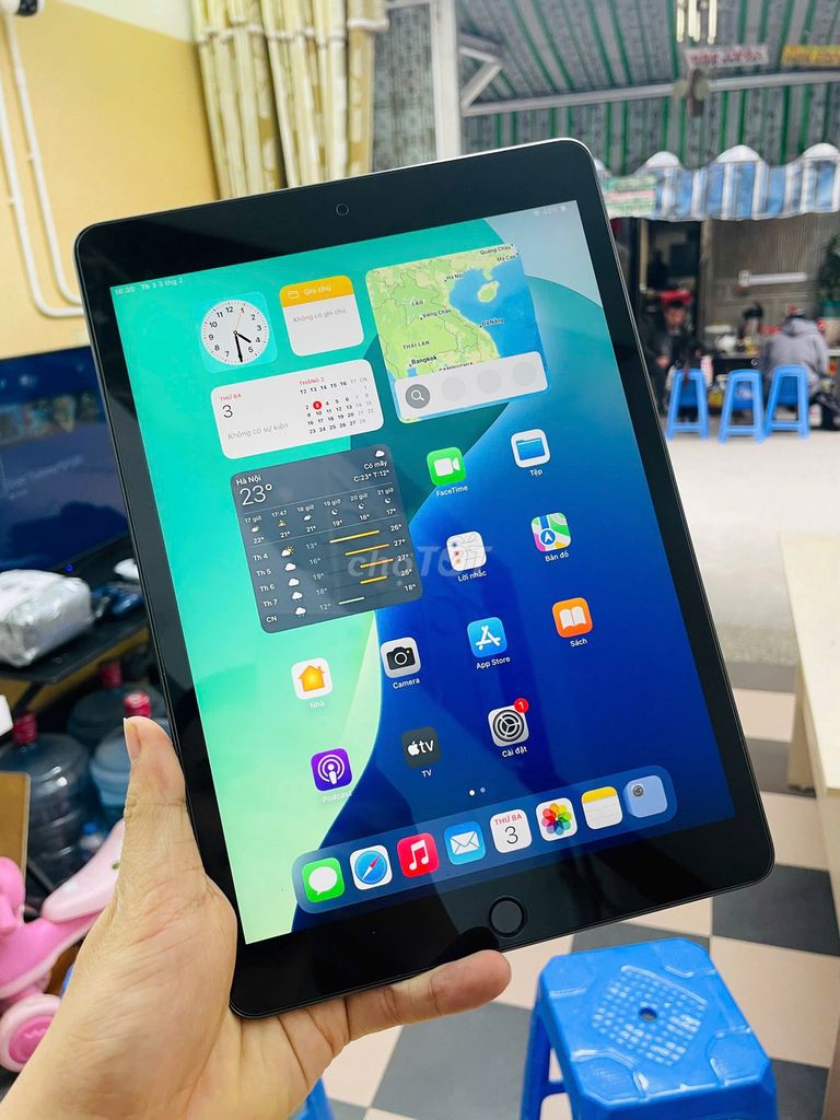 IPAD GEN 9 64GB WIFI CHÍNH HÃNG ZAA BH 09.05.2027. Mua bán Máy tính bảng tại Quận Đống Đa Hà Nội được đăng bởi NHẬT LỆ CAMERA hình 1
