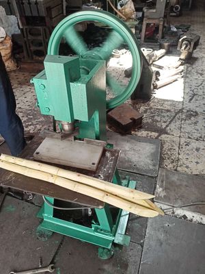 Máy dập cắt mắt mia. Mua bán Đồ chuyên dụng, Giống nuôi trồng tại Quận Bình Tân Tp Hồ Chí Minh được đăng bởi Xuân Phúc