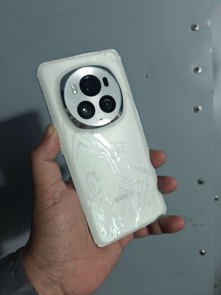 Honor Magic 6 Pro 256GB Trắng Đã sử dụng. Mua bán Điện thoại tại Quận Hoàng Mai Hà Nội được đăng bởi Văn Muộn hình 1