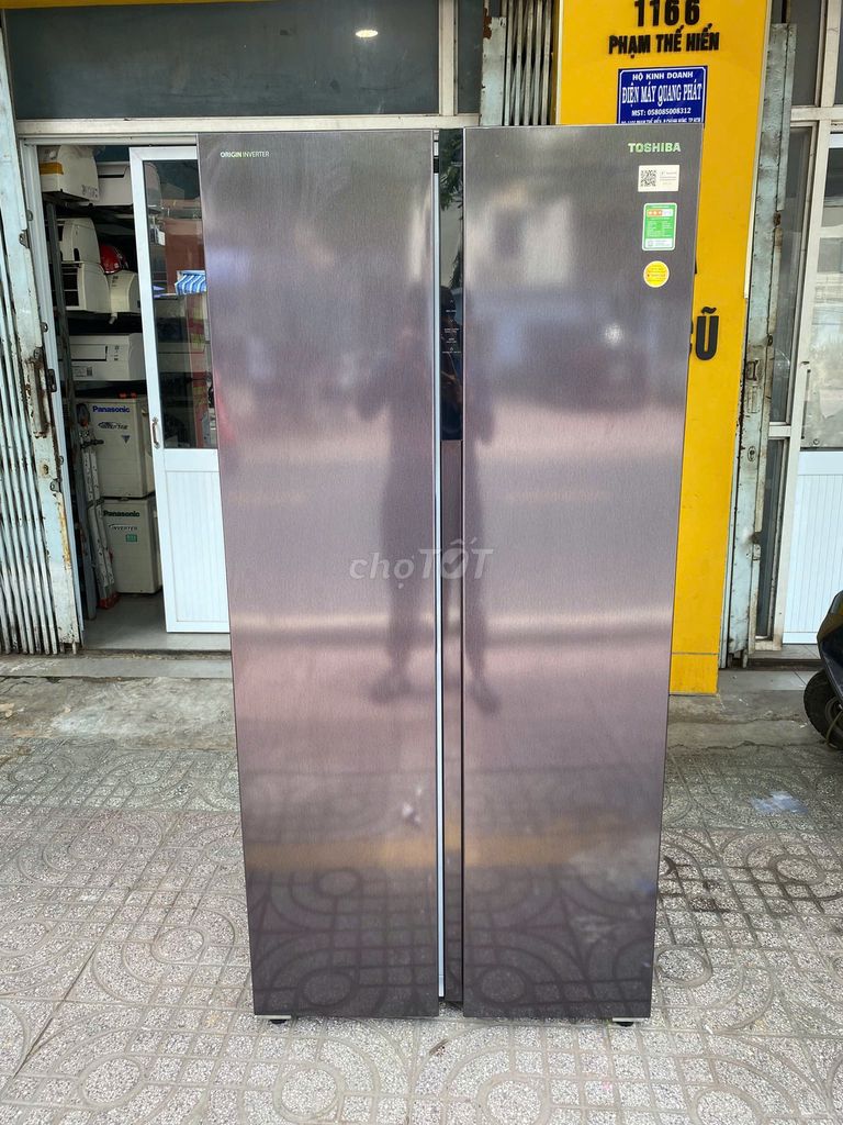 Tủ lạnh Toshiba Inverter 460 lít zin mới 95% 2025. Mua bán Tủ lạnh tại Quận 7 Tp Hồ Chí Minh được đăng bởi QUANG PHÁT hình 1
