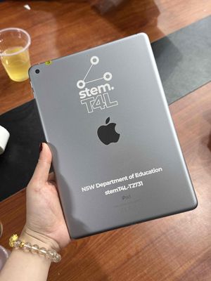 Pass Gen6 32G zin keng. Mua bán Máy tính bảng tại Quận Hoàng Mai Hà Nội được đăng bởi Lã Bình iPad