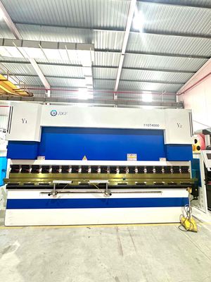 Máy chấn 110 tấn - 4000mm. Mua bán Đồ chuyên dụng, Giống nuôi trồng tại Thành phố Phúc Yên Vĩnh Phúc được đăng bởi Trần Thị Cẩm Ly