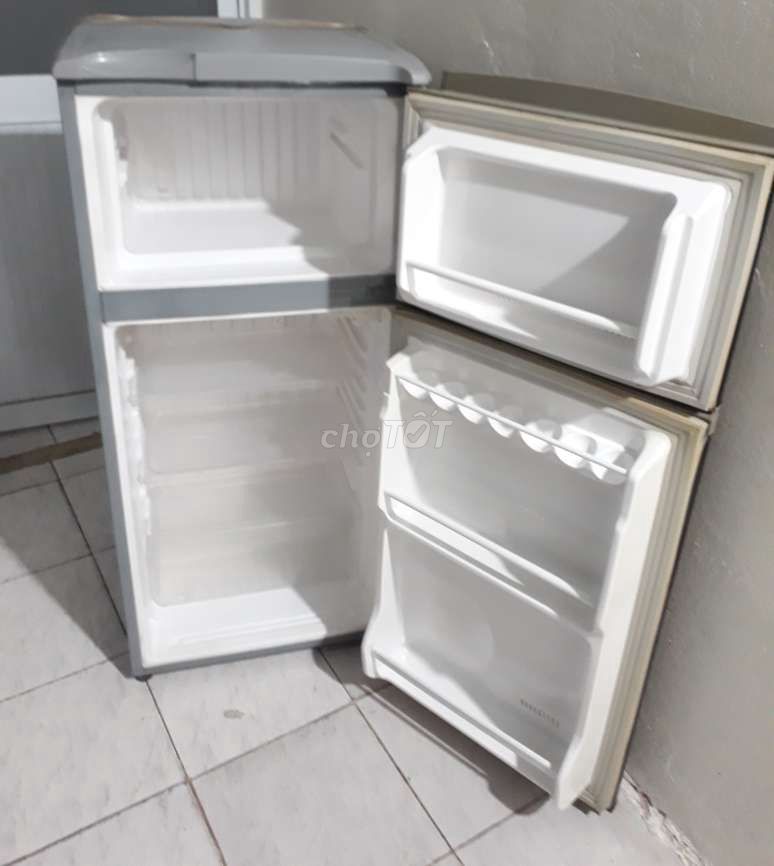 Tủ lạnh Sanyo Aqua 123lít. Nhẹ điện