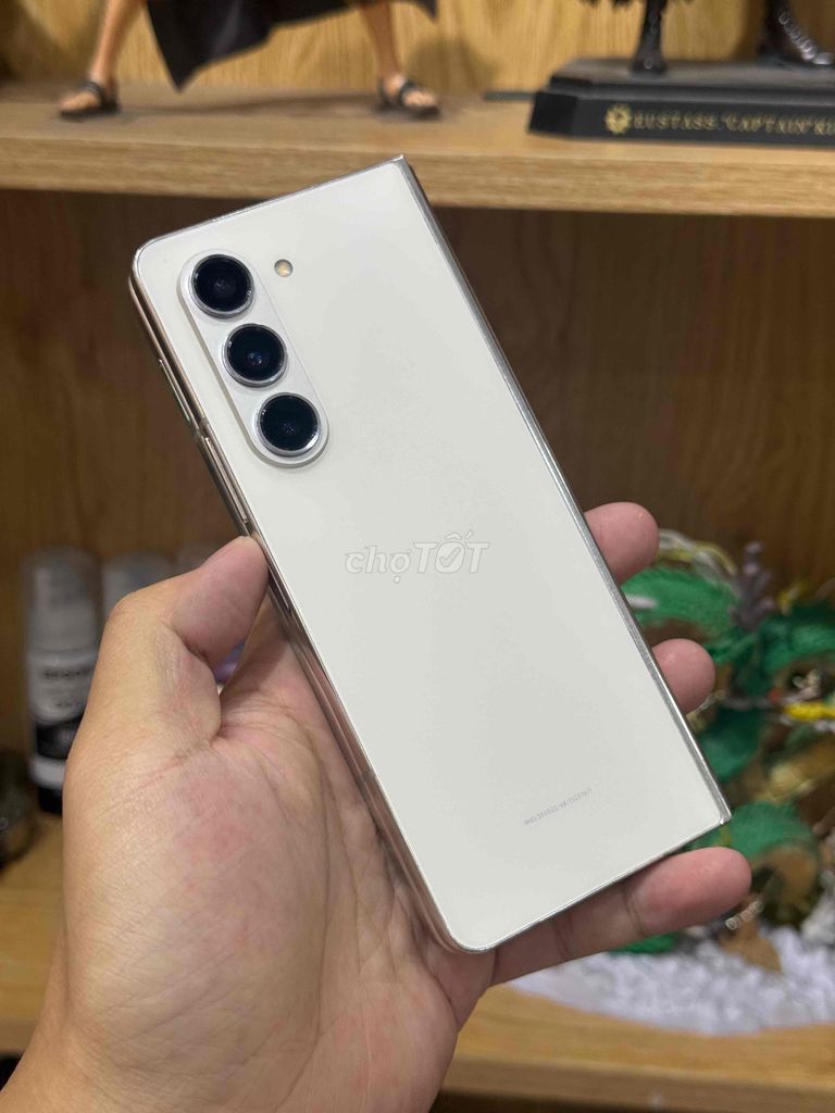 Samsung Fold5 256GB Bạc. Mua bán Điện thoại tại Quận 10 Tp Hồ Chí Minh được đăng bởi Hậu Lưu hình 1