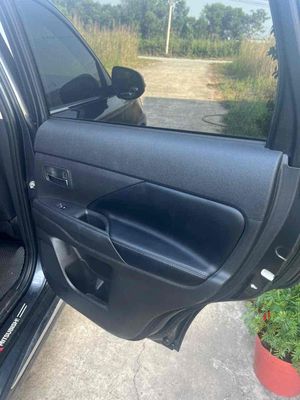 Mitsubishi Outlander 2023 2.0 CVT - 23000 km. Mua bán Ô tô tại Thành phố Phú Quốc Kiên Giang được đăng bởi Pham Thuỷ