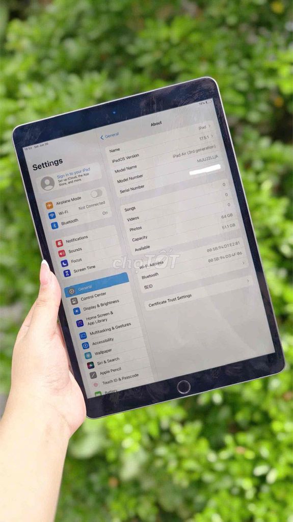Apple iPad Air (3rd Gen) 64GB Xám Retina. Mua bán Máy tính bảng tại Quận Ninh Kiều Cần Thơ được đăng bởi Thiện iphonecantho hình 1