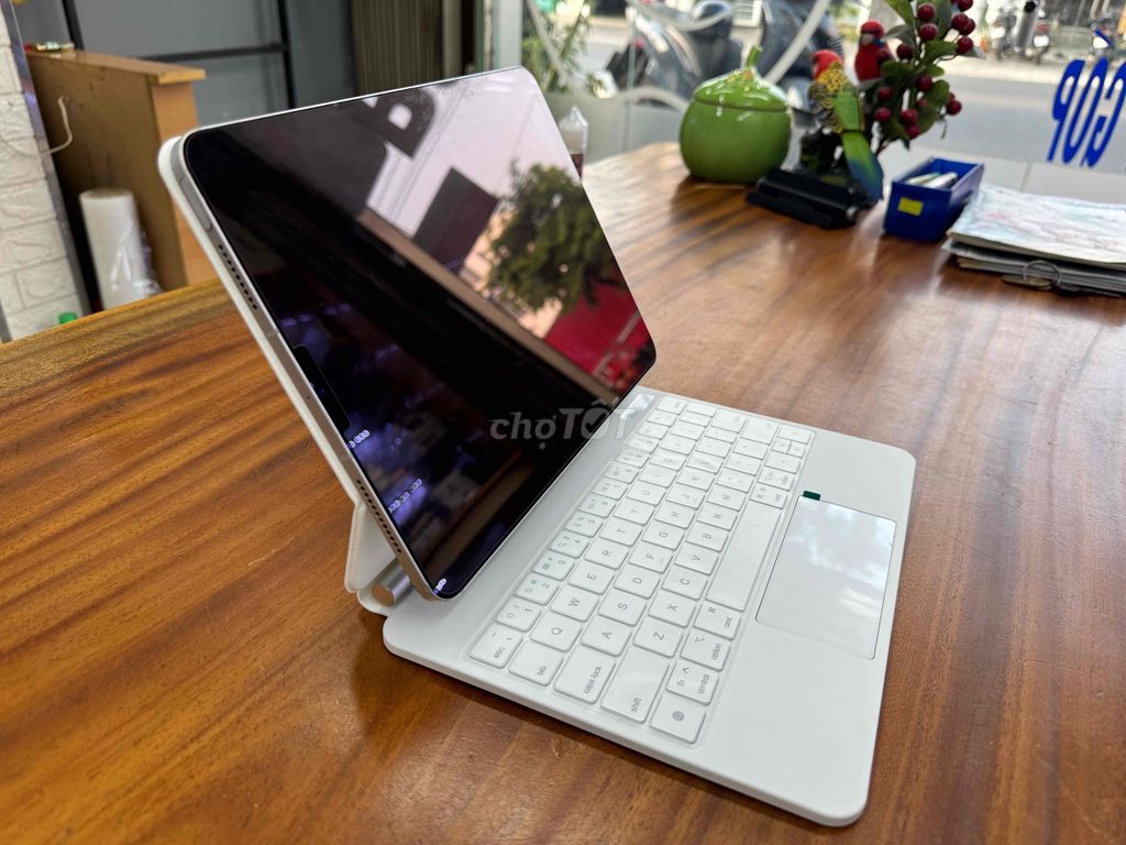 IPAD AIR 5 64G 5G 99% CHIP M1. Mua bán Máy tính bảng tại Thành phố Thủ Dầu Một Bình Dương được đăng bởi ipad gíá sỉ Đào Long hình 1