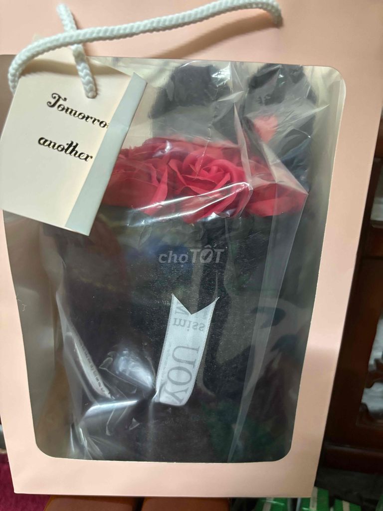 Hoa hồng sáp Đỏ Đen. Mua bán Cây cảnh, đồ trang trí tại Quận Hoàng Mai Hà Nội được đăng bởi Giang hình 1