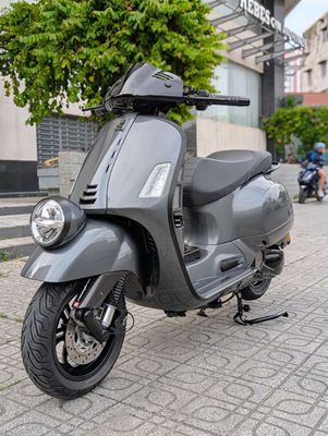 Xe máy Piaggio Vespa GTV 300 HPE Xám Keyless. Mua bán Xe máy tại Quận 5 Tp Hồ Chí Minh được đăng bởi Vestan