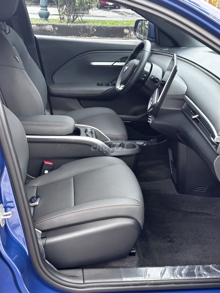 VinFast VF6 Plus 2025 chạy 800km. Mua bán Ô tô tại Quận Nam Từ Liêm Hà Nội được đăng bởi Yên VinFast hình 5