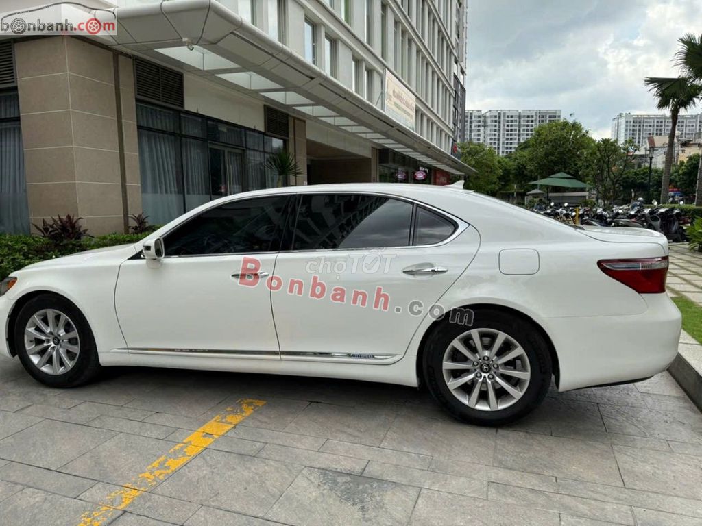 Xe Lexus LS 600hL 2008 - 950 Triệu. Mua bán Ô tô tại Quận 12 Tp Hồ Chí Minh được đăng bởi Anh Giáp hình 4