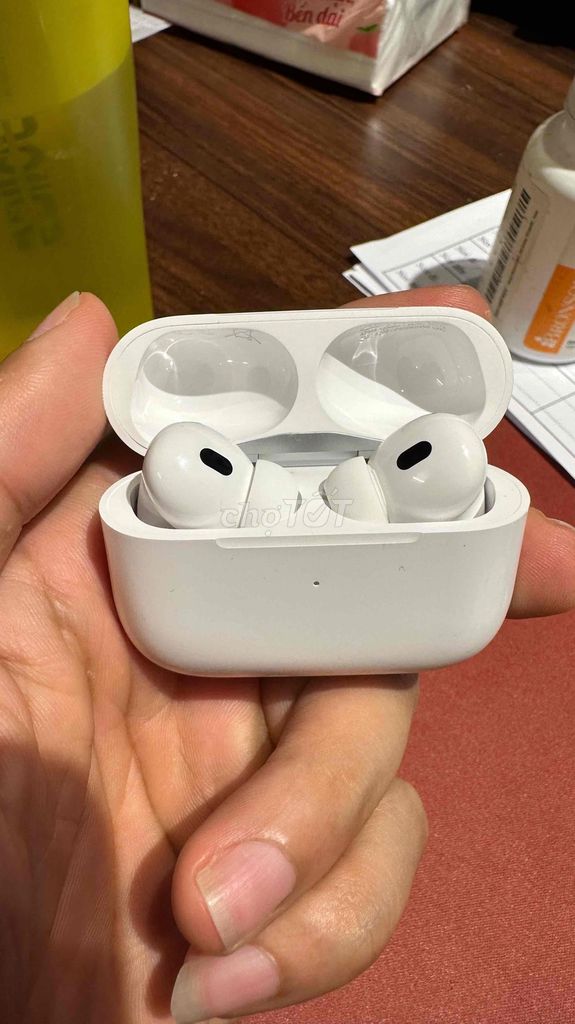 Tai nghe Apple AirPods Pro 2 còn bảo hành. Mua bán Tivi, Âm thanh tại Quận Hoàng Mai Hà Nội được đăng bởi Huy Bui hình 1