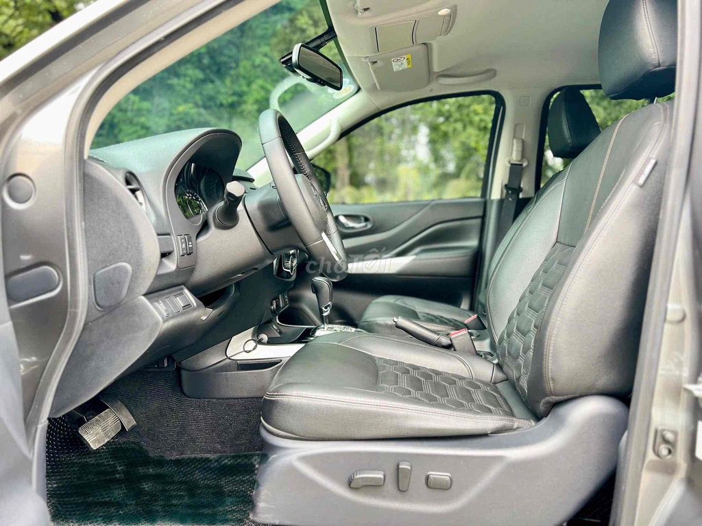 Nissan Navara 2021 VL 2.5 AT 2WD - 37000 km. Mua bán Ô tô tại Quận Tân Phú Tp Hồ Chí Minh được đăng bởi Thuý Thanh hình 8