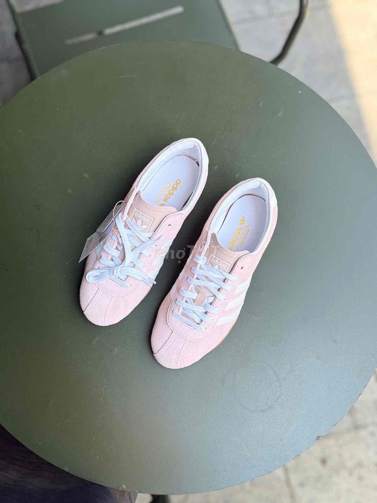Giầy Adidas. Mua bán Giày dép tại Huyện Bình Chánh Tp Hồ Chí Minh được đăng bởi Ngọc Phúc hình 1