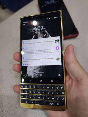 Blackberry Key 2 mạ vàng 2 sim VL 128GB. Mua bán Điện thoại tại Quận Ba Đình Hà Nội được đăng bởi Góc đồ cũ tìm chủ mới