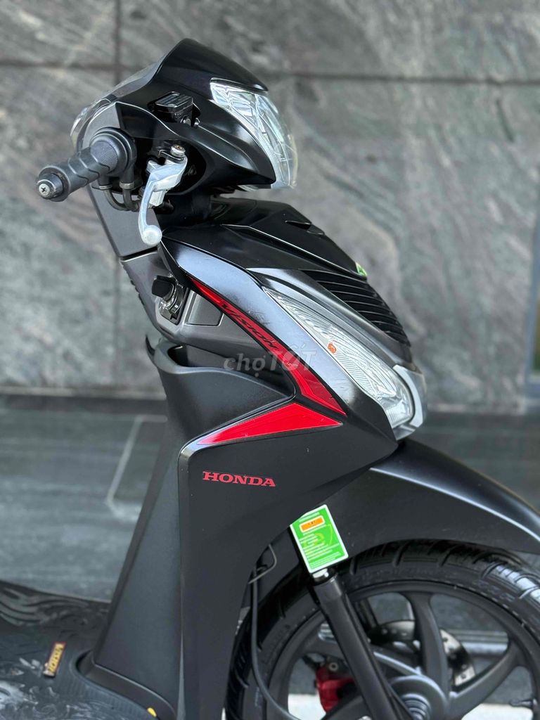 Honda Vision Sport Đặc Biệt nhám cực mới 29H2. Mua bán Xe máy tại Quận Ba Đình Hà Nội được đăng bởi Xe Máy Nam Thi hình 3