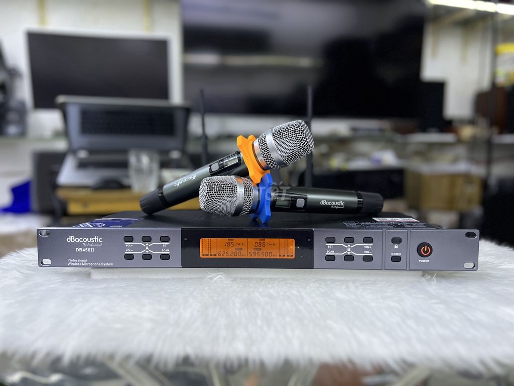 MICRO KHÔNG DÂY dBACOUSTIC DB450II ECHO TRỰC TIẾP. Mua bán Tivi, Âm thanh tại Quận Tân Phú Tp Hồ Chí Minh được đăng bởi YoungKing Audio hình 1